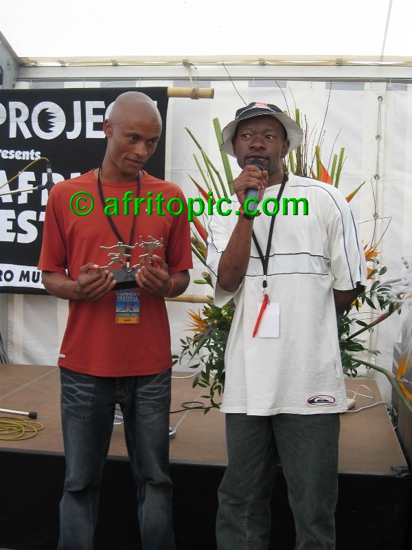 ../Images/AfricaFestival-27-28May05 045.jpg